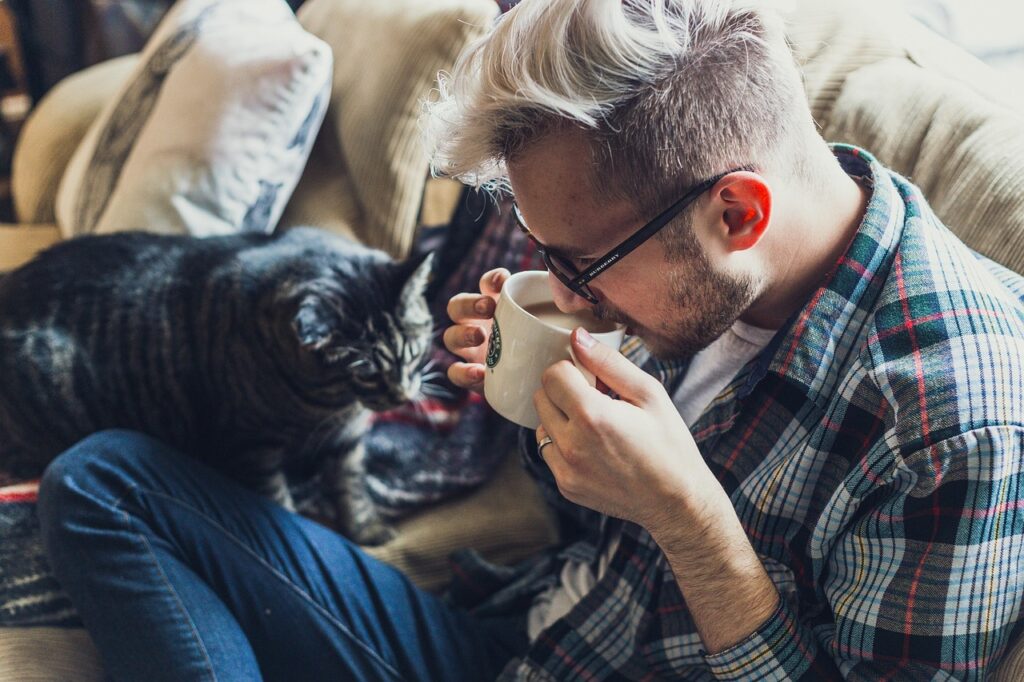 20代男子がコーヒー飲みすぎで悩んだ時に試すべきサプリは？